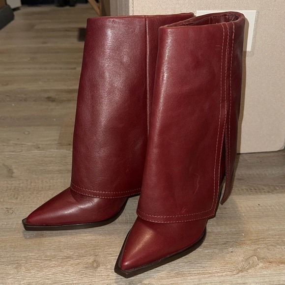 NWOB Burgundy Leather Slouchy Ankle Heeled Boots Pointed Toe - Picture 1 of 7